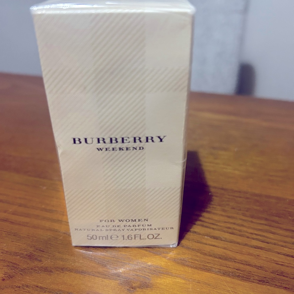 Burberry Weekend NWT